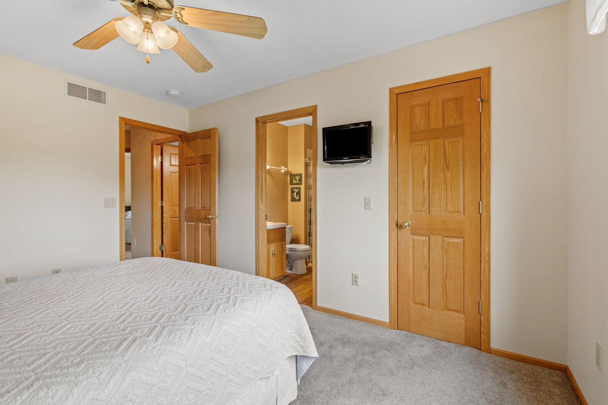 1855 Quebec Street Centerville, MN 55038 - Photo 14 of 35