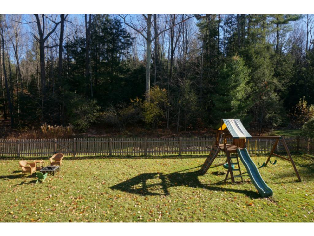 553 Martindale Road Shelburne, VT 05482 - Photo 22 of 25 Gallery Image 22