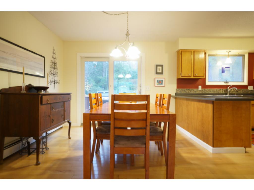 553 Martindale Road Shelburne, VT 05482 - Photo 7 of 25 Gallery Image 7