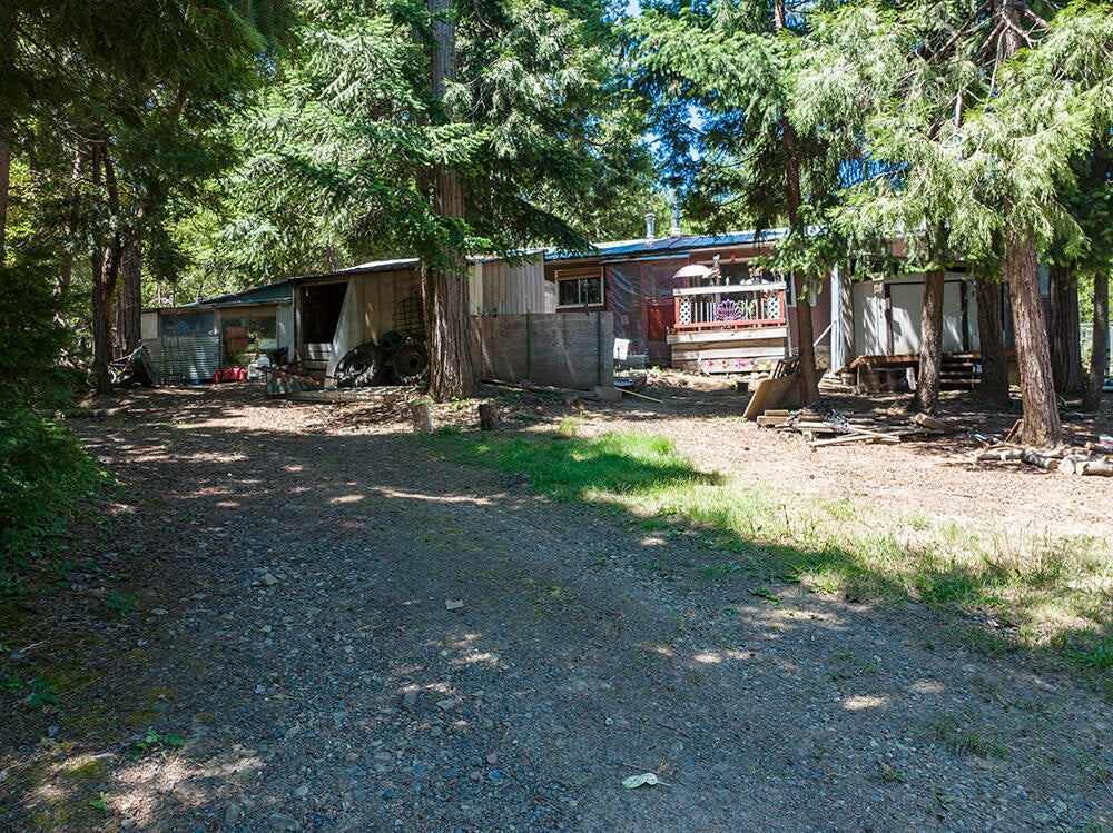 10000 Placer Road Grants Pass, OR 97526 - Photo 5 of 56 3