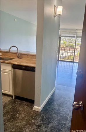 $330,000 | 98-500 Koauka Loop, Unit 14E, Aiea, HI 96701