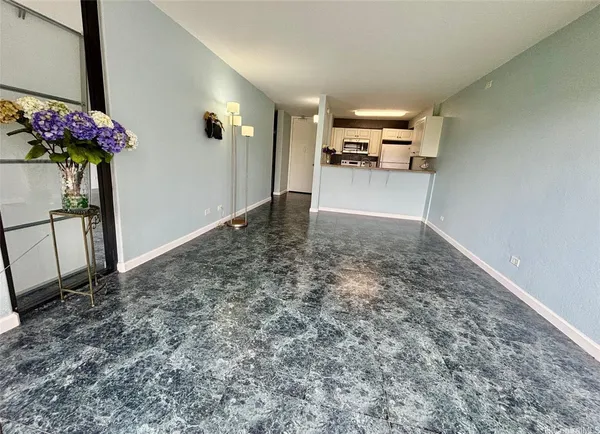 $330,000 | 98-500 Koauka Loop, Unit 14E, Aiea, HI 96701