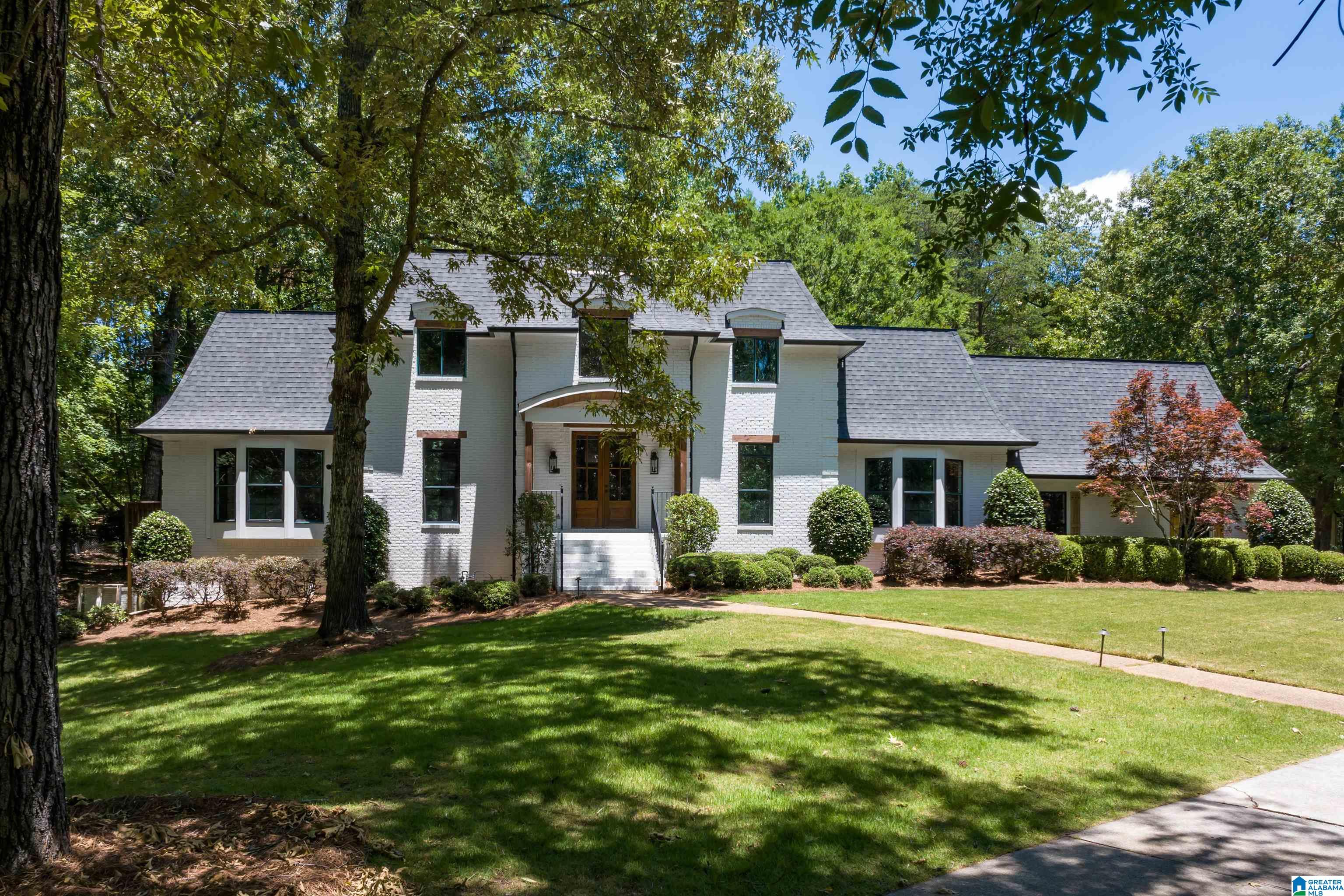 318 Valley View Road Pelham, AL 35124 - Photo 4 of 67