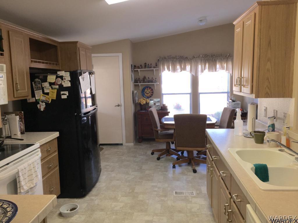 2350 Adobe Road, Unit 123 Bullhead City, AZ 86442 - Photo 3 of 17