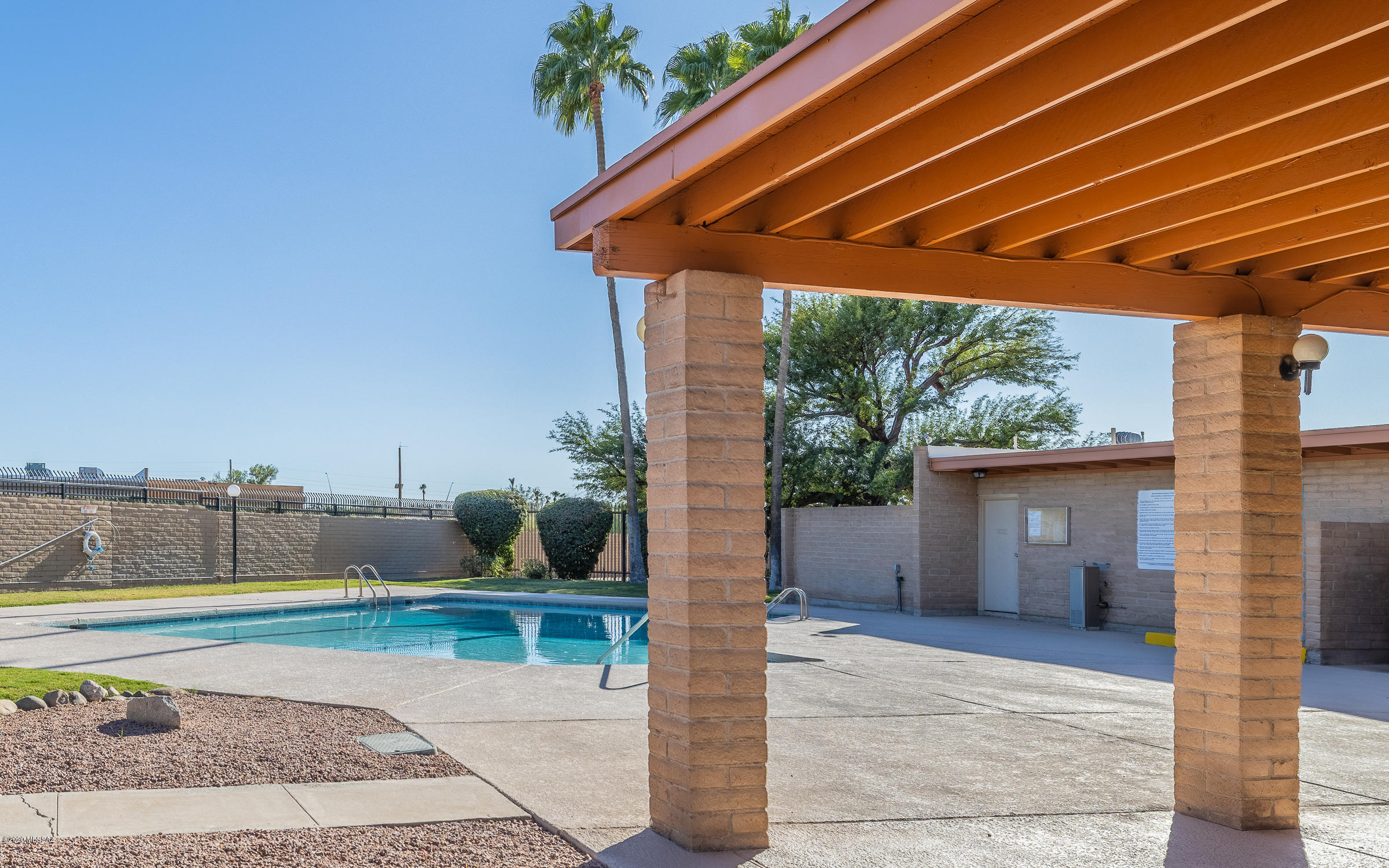 926 South Pantano Road Tucson, AZ 85710 - Photo 23 of 26 Gallery Image 23