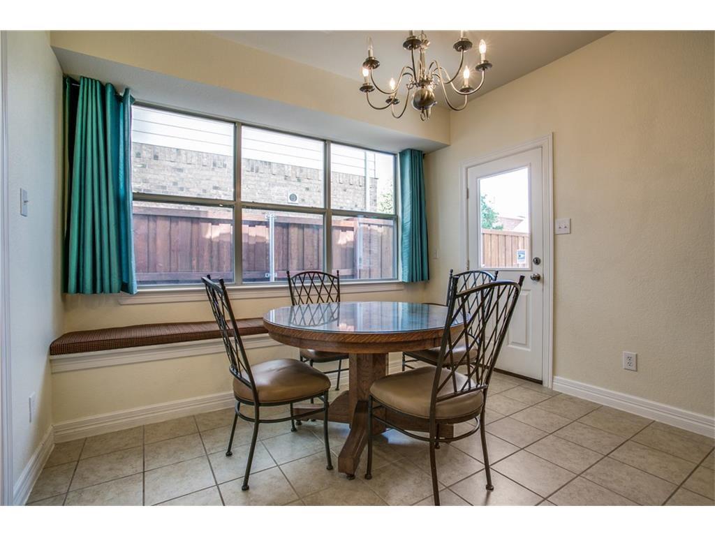 5720 Pebble Ridge Drive McKinney, TX 75070 - Photo 10 of 24 Breakfast room with built-in sitting bench.