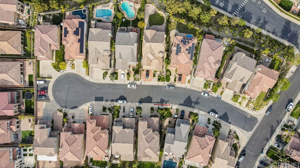 11564 Apulia Court Porter Ranch, CA 91326 - Photo 52 of 72