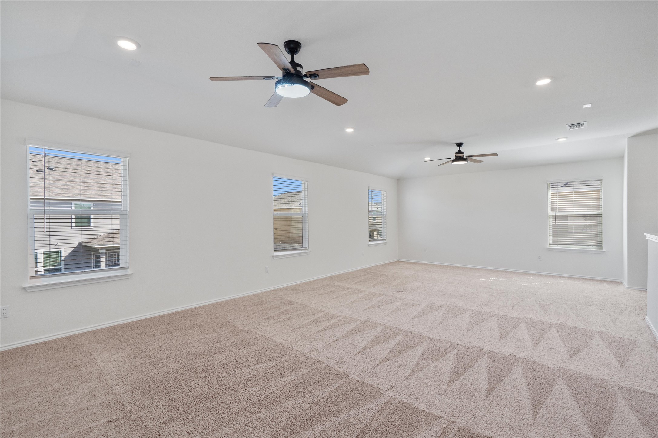 1032 Santiam Street Georgetown, TX 78626 - Photo 27 of 40