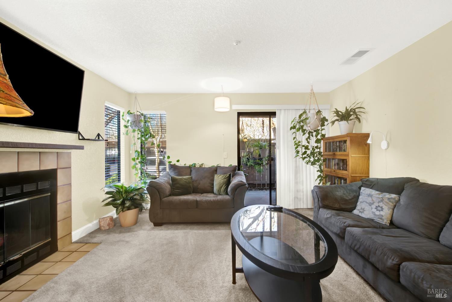 1801 Marshall Road, Unit 801 Vacaville, CA 95687 - Photo 5 of 55