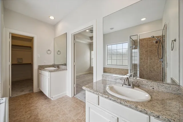 $2,700 | 1408 Birdsall Street, Unit C, Houston, TX 77007