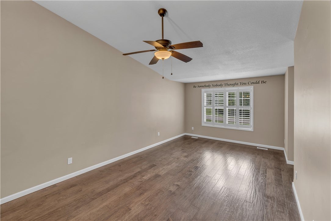5665 Timber Lake Drive Decatur, IL 62521 - Photo 6 of 24 Gallery Image 6