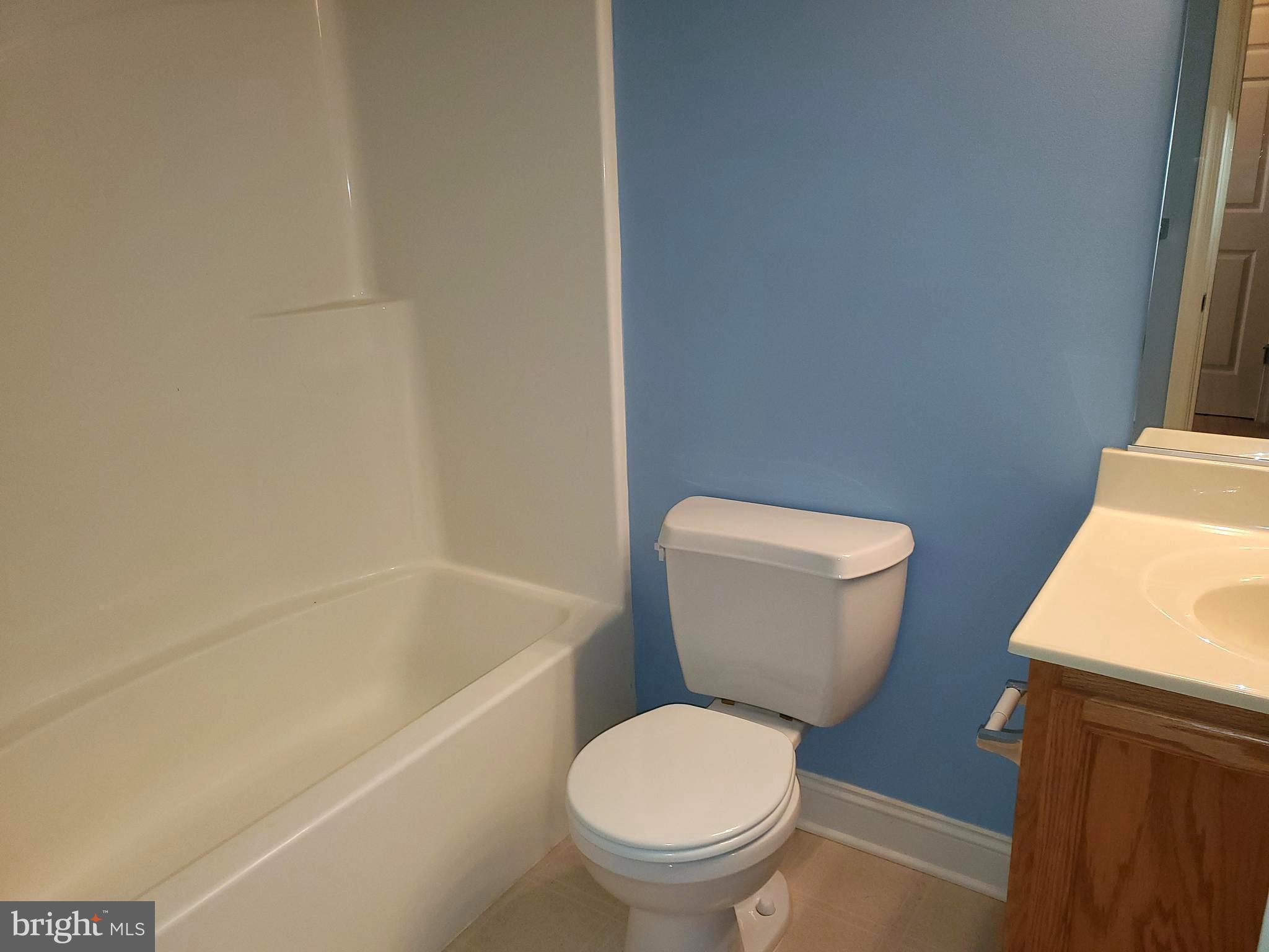 405 Ruddy Duck Court Cambridge, MD 21613 - Photo 19 of 24 Second Floor Full Bath