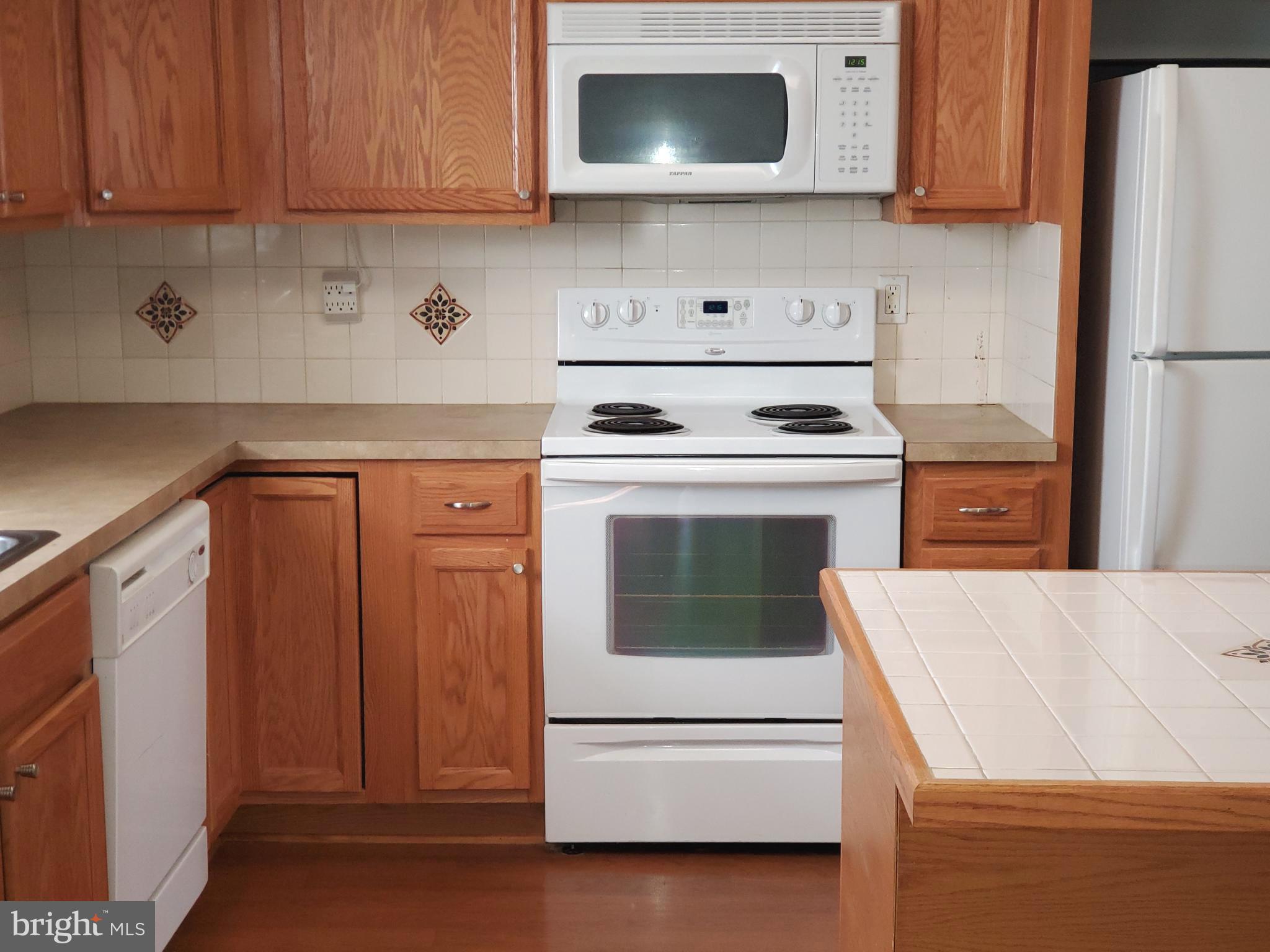 405 Ruddy Duck Court Cambridge, MD 21613 - Photo 4 of 24 Kitchen