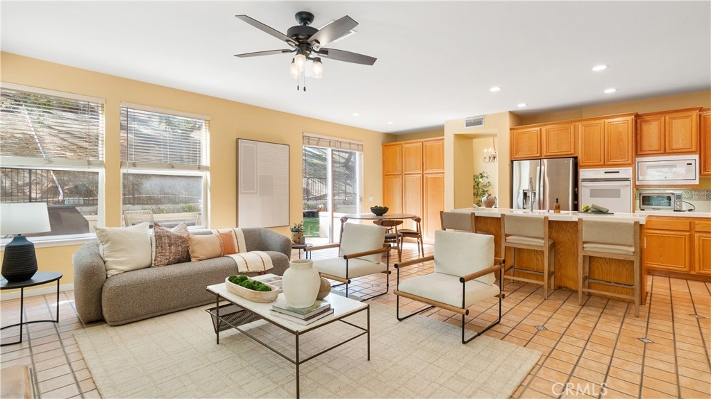 26009 Twain Place Stevenson Ranch, CA 91381 - Photo 19 of 37