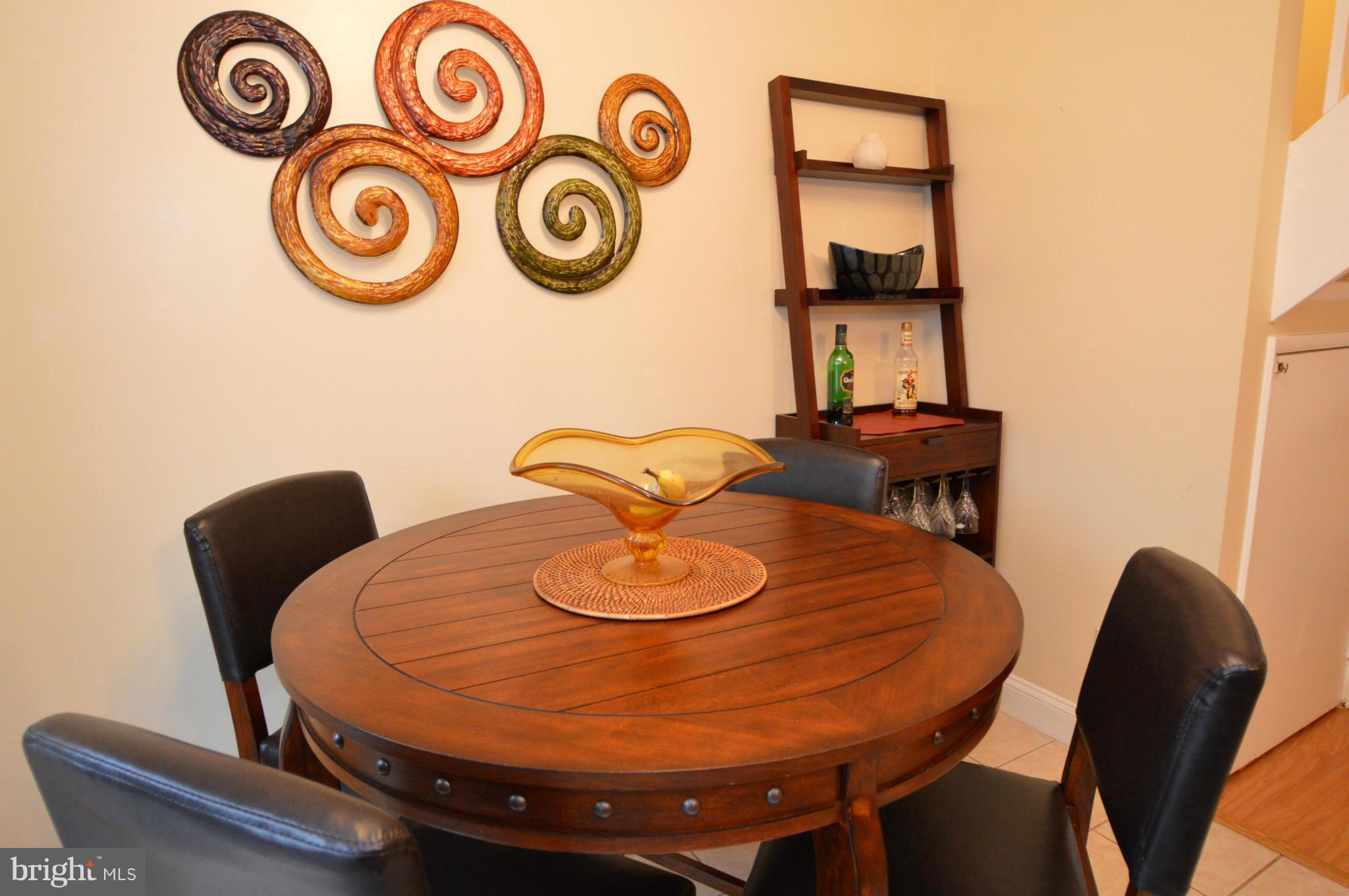 12148 Captiva Court Reston, VA 20191 - Photo 11 of 25 Dining Room