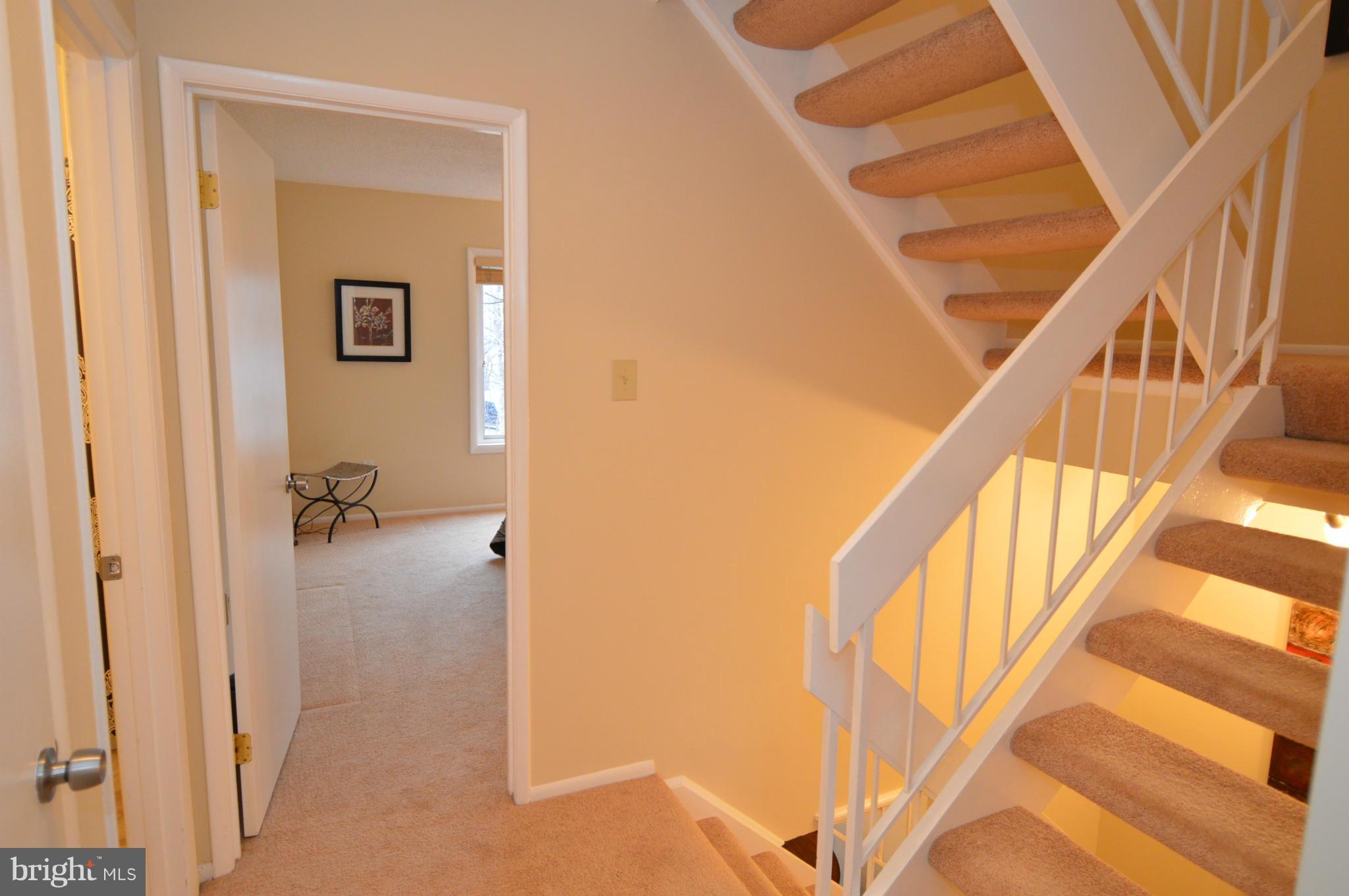 12148 Captiva Court Reston, VA 20191 - Photo 19 of 25 Interior (General)