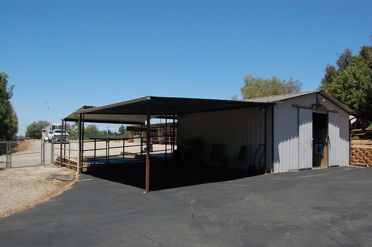 30715 Ranch Creek Road Valley Center, CA 92082 - Photo 21 of 25