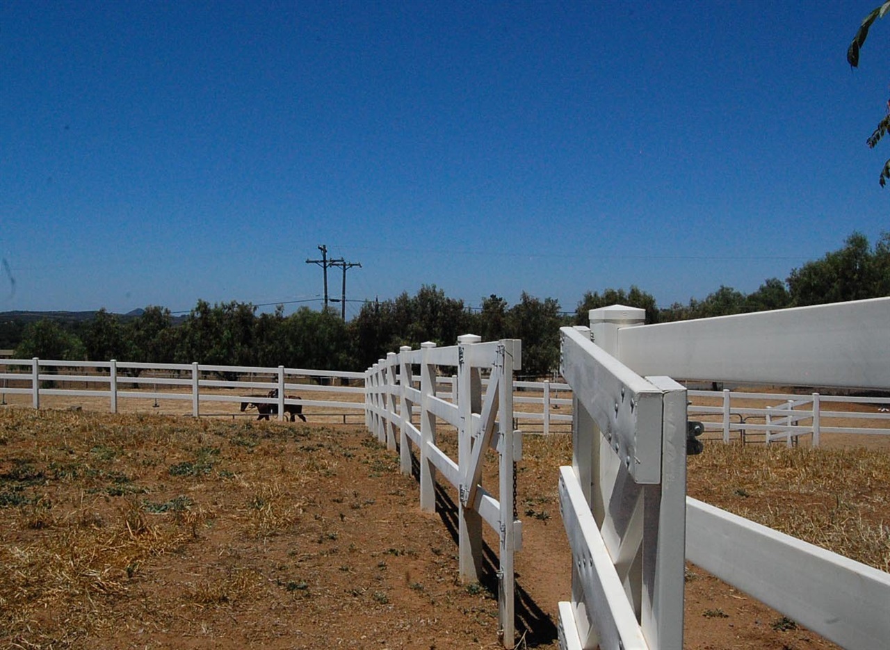 30715 Ranch Creek Road Valley Center, CA 92082 - Photo 25 of 25