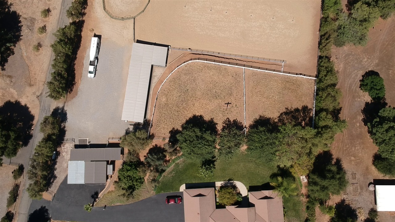 30715 Ranch Creek Road Valley Center, CA 92082 - Photo 4 of 25