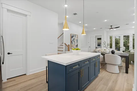 $399,900 | 717 Janisch Road, Unit B, Houston, TX 77018