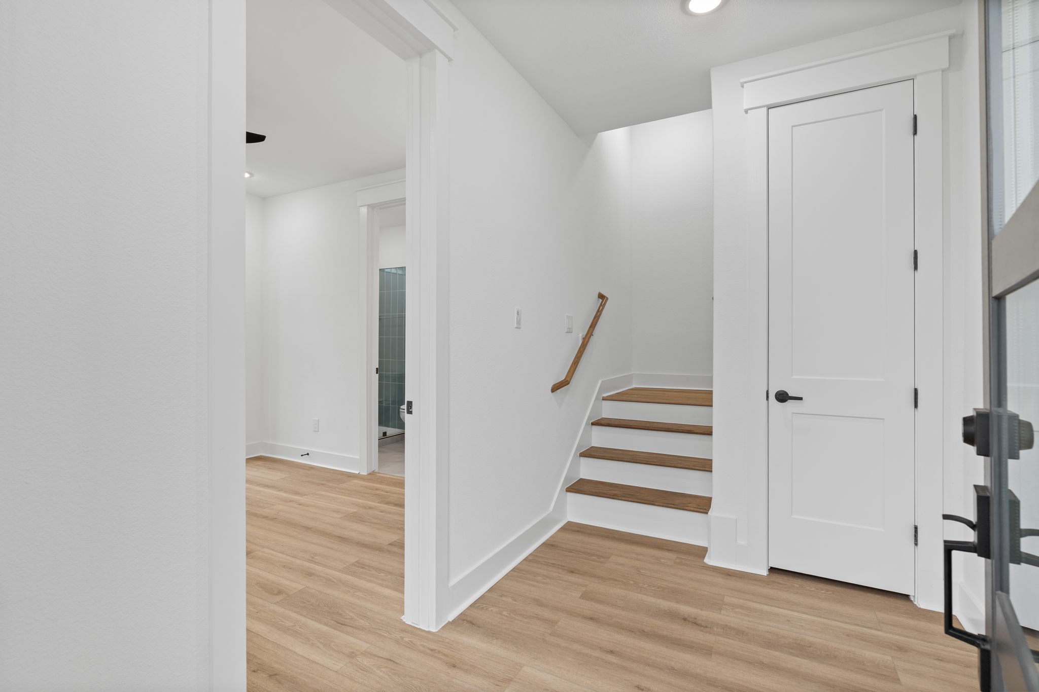 717 Janisch Road, Unit B Houston, TX 77018 - Photo 3 of 50