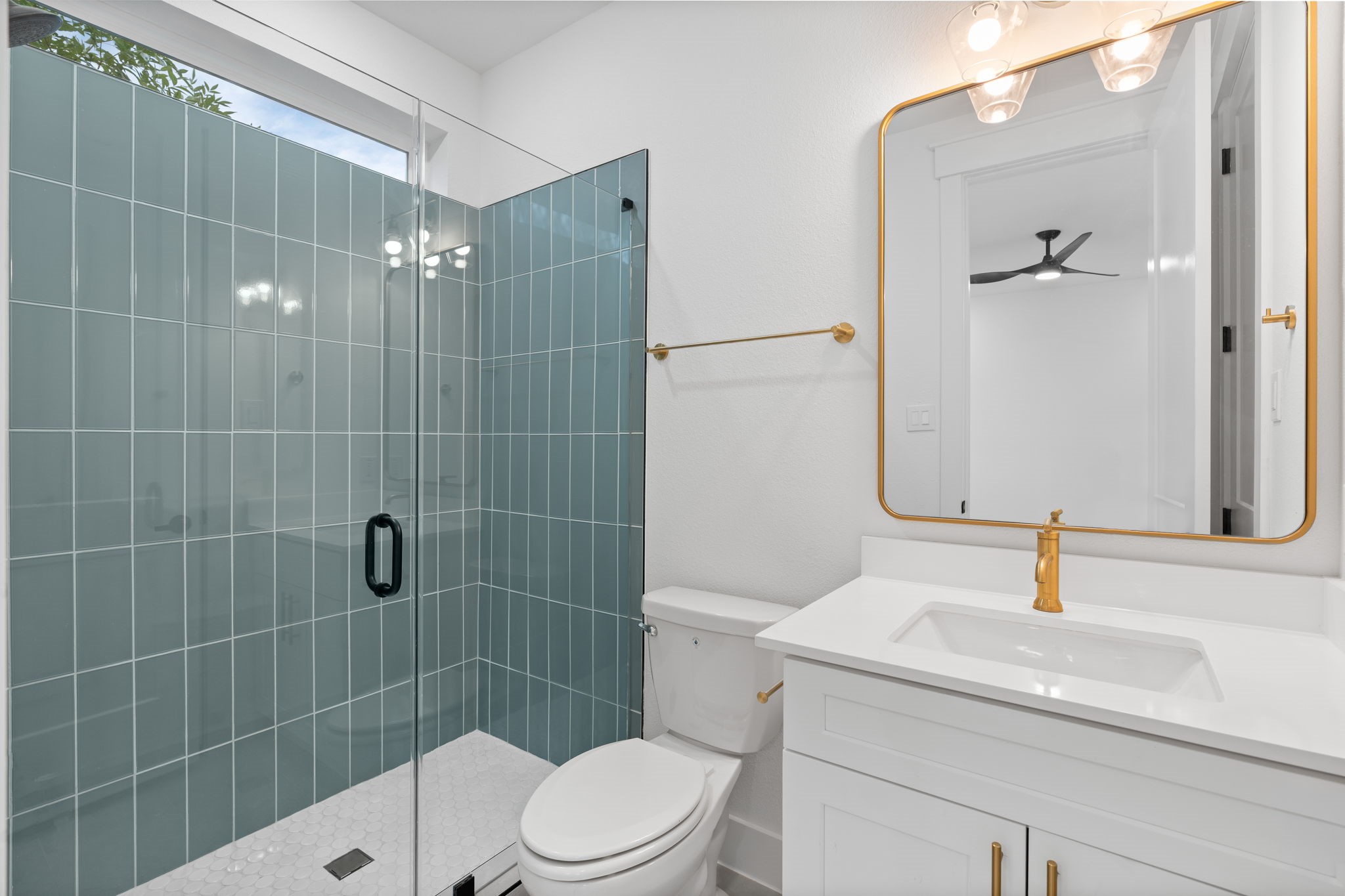 717 Janisch Road, Unit B Houston, TX 77018 - Photo 5 of 50