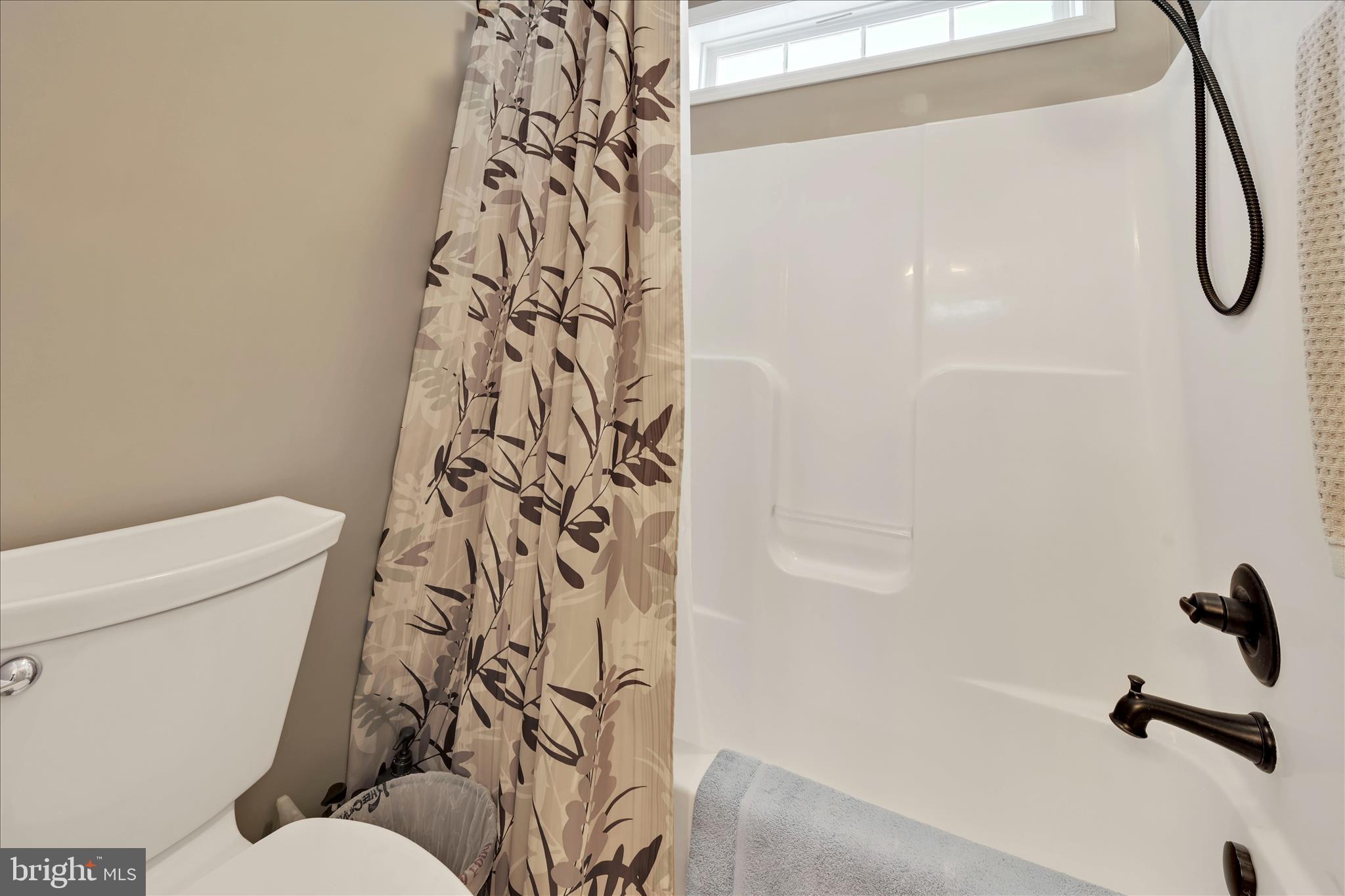 62 Stella Drive Reading, PA 19608 - Photo 34 of 47 Bathroom