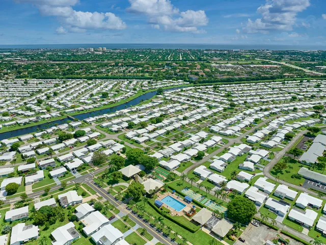 $2,450 | 520 Southwest 18th Street, Boynton Beach, FL 33426