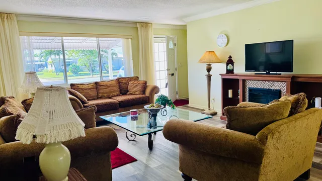 $2,450 | 520 Southwest 18th Street, Boynton Beach, FL 33426