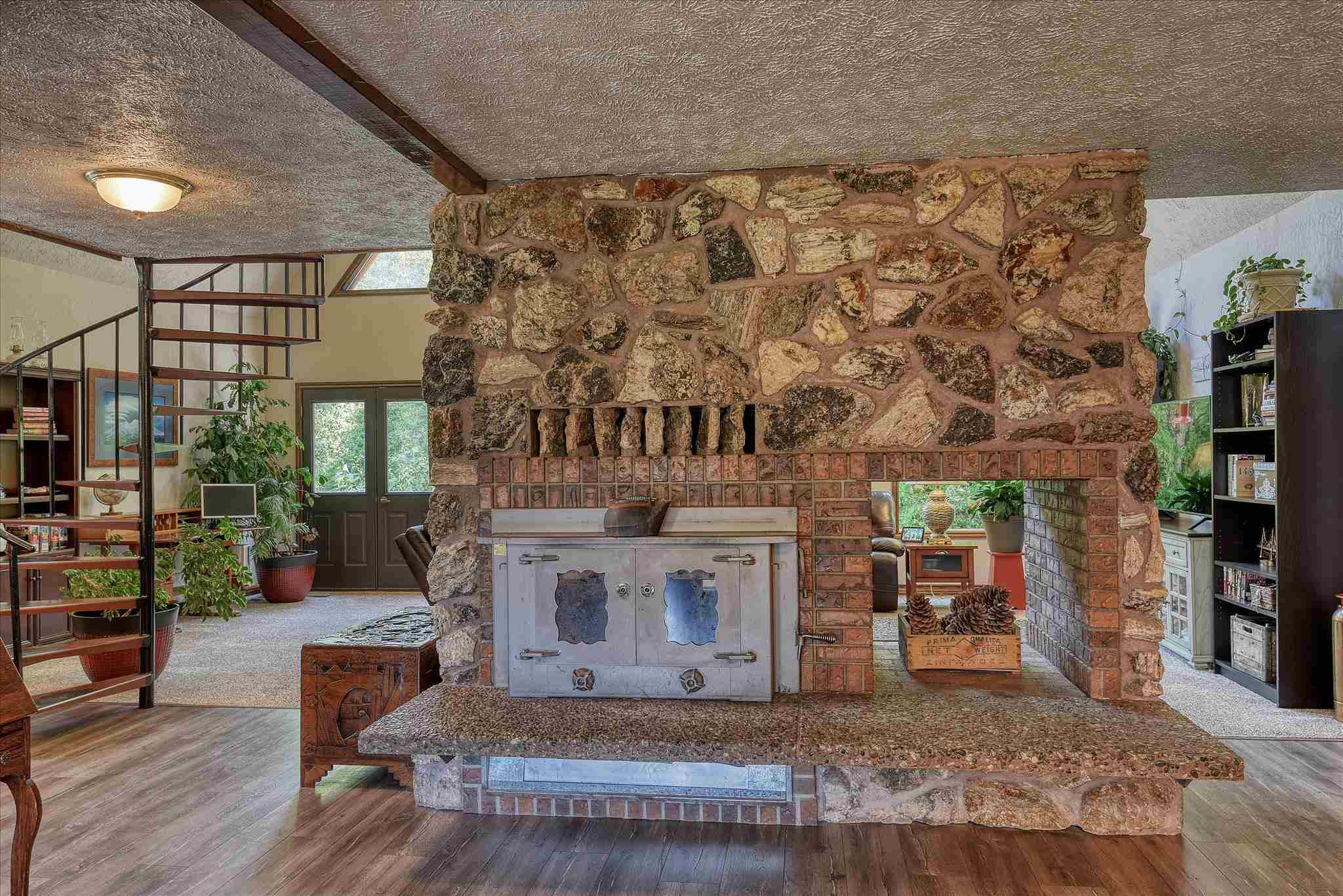 14714 East Blanchard Road Elk, WA 99009 - Photo 19 of 50