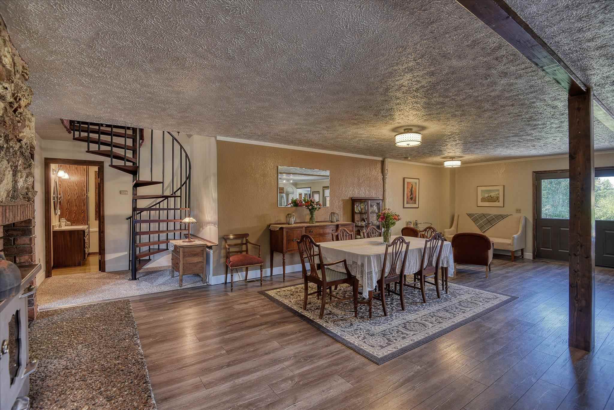 14714 East Blanchard Road Elk, WA 99009 - Photo 10 of 50