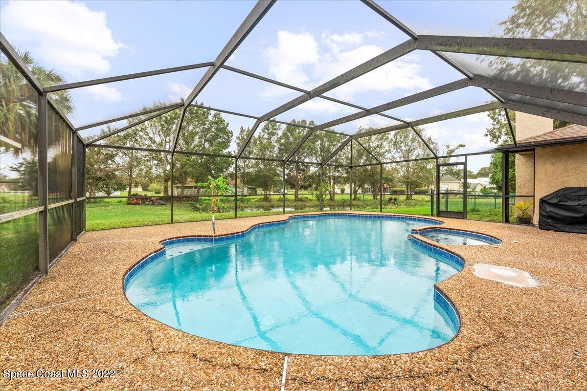 3205 Westland Melbourne, FL 32934 - Photo 3 of 55 40-DSC02204