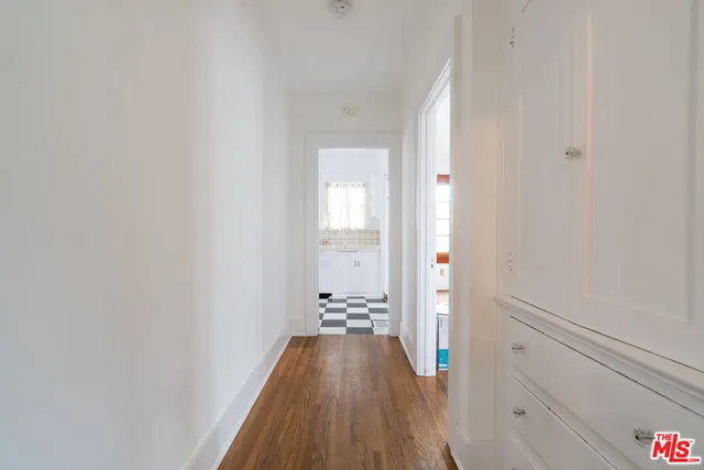 $1,799,000 | 253 North Irving Boulevard, Los Angeles, CA 90004