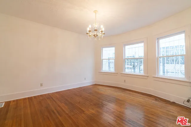 $1,799,000 | 253 North Irving Boulevard, Los Angeles, CA 90004