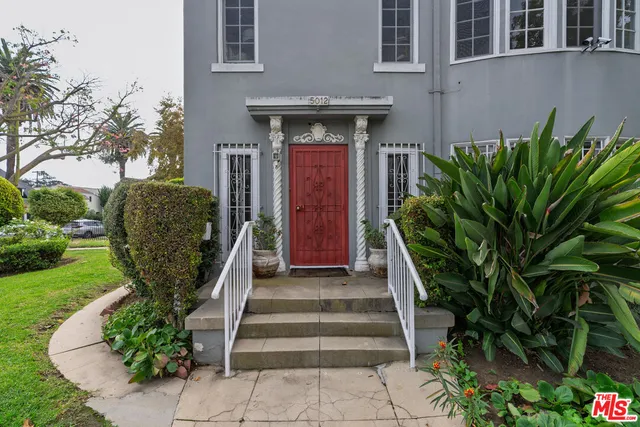 $1,799,000 | 253 North Irving Boulevard, Los Angeles, CA 90004