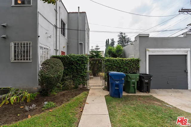 $1,799,000 | 253 North Irving Boulevard, Los Angeles, CA 90004