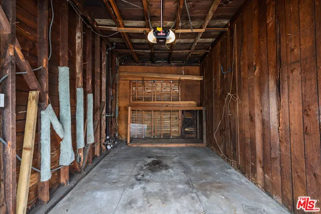 $1,799,000 | 253 North Irving Boulevard, Los Angeles, CA 90004