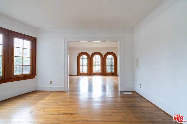 $1,799,000 | 253 North Irving Boulevard, Los Angeles, CA 90004