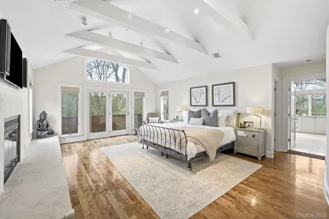 $2,195,000 | 22 Random Farms Circle, Chappaqua, NY 10514