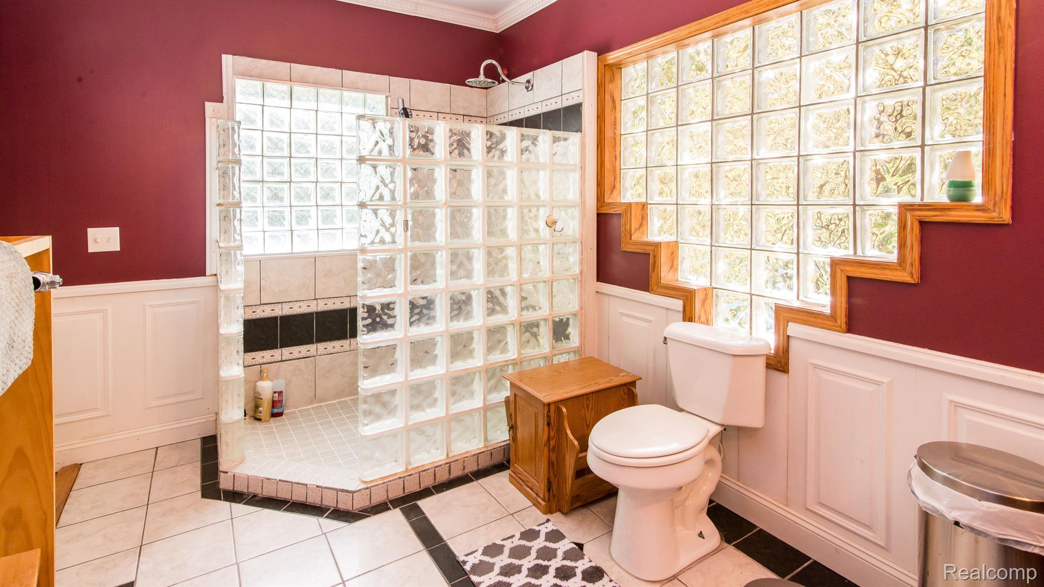 4197 Pinckney Road Howell, MI 48843 - Photo 18 of 34 Gallery Image 18