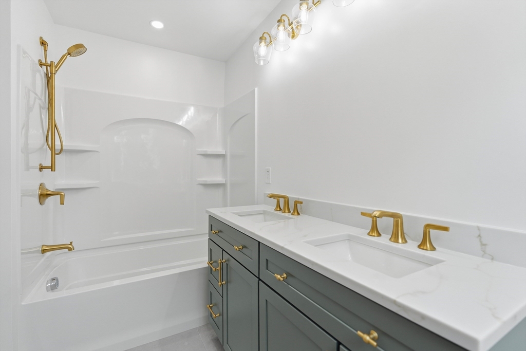11 Washington Street Ipswich, MA 01938 - Photo 35 of 36