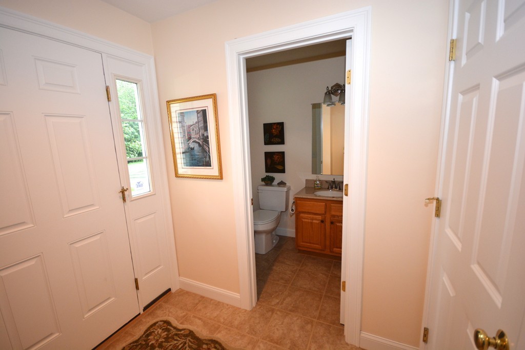 15 Billy Lane Rutland, MA 01543 - Photo 3 of 29