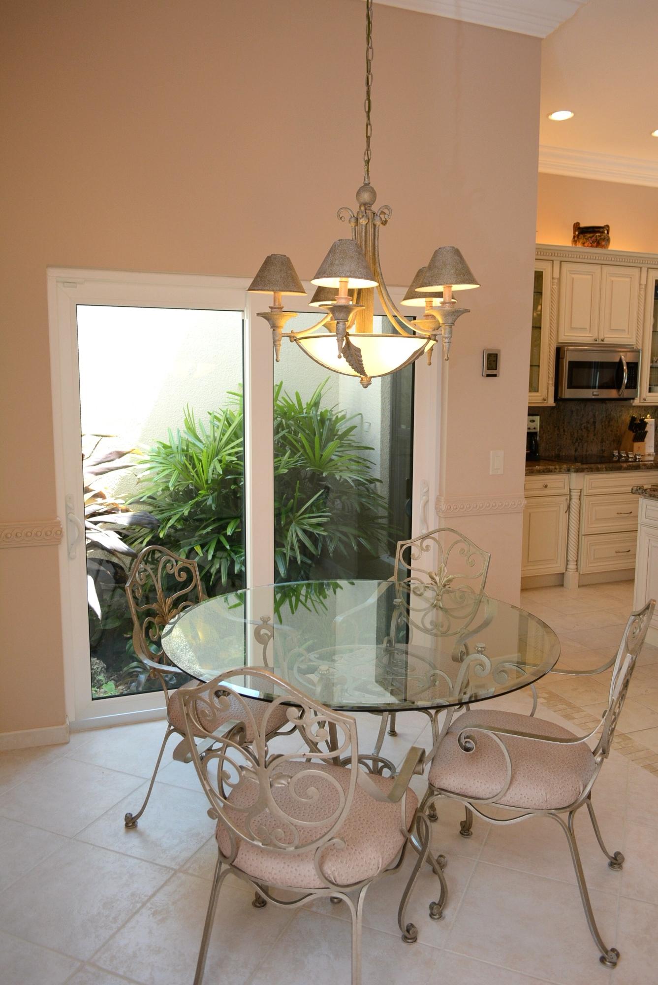 23376 Mirabella Circle South Boca Raton, FL 33433 - Photo 3 of 36 Breakfast Area