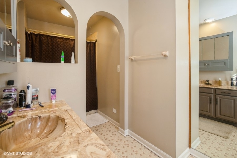 511 Ellsworth Avenue Addison, IL 60101 - Photo 16 of 21 Gallery Image 16