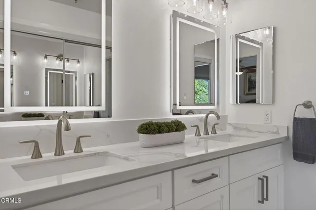 $1,498,000 | 501 High Point Drive, Ventura, CA 93003