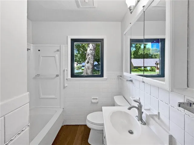 $300,000 | 7139 Hardy Street, Overland Park, KS 66204