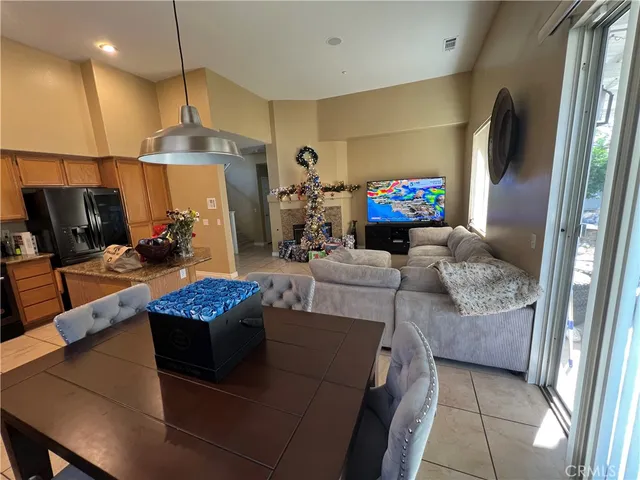 $3,300 | 1823 Church Street, Redlands, CA 92374