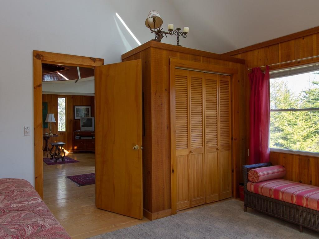 195 Roaring Spout Road Tenants Harbor, ME 04860 - Photo 29 of 32 Guest House