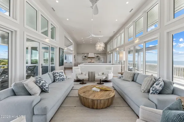 $12,000,000 | 8 Beach Road South, Wilmington, NC 28411
