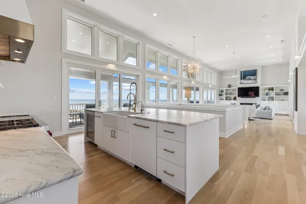 $12,000,000 | 8 Beach Road South, Wilmington, NC 28411